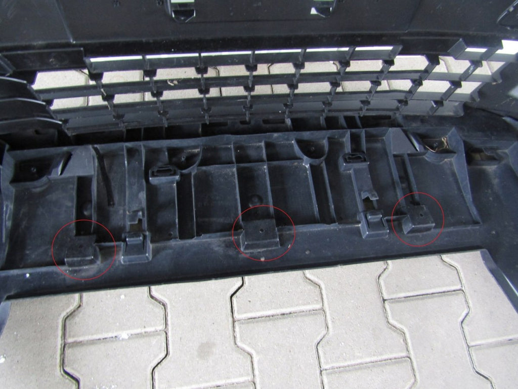 Prednji branik Opel Vivaro C 3 III 19-