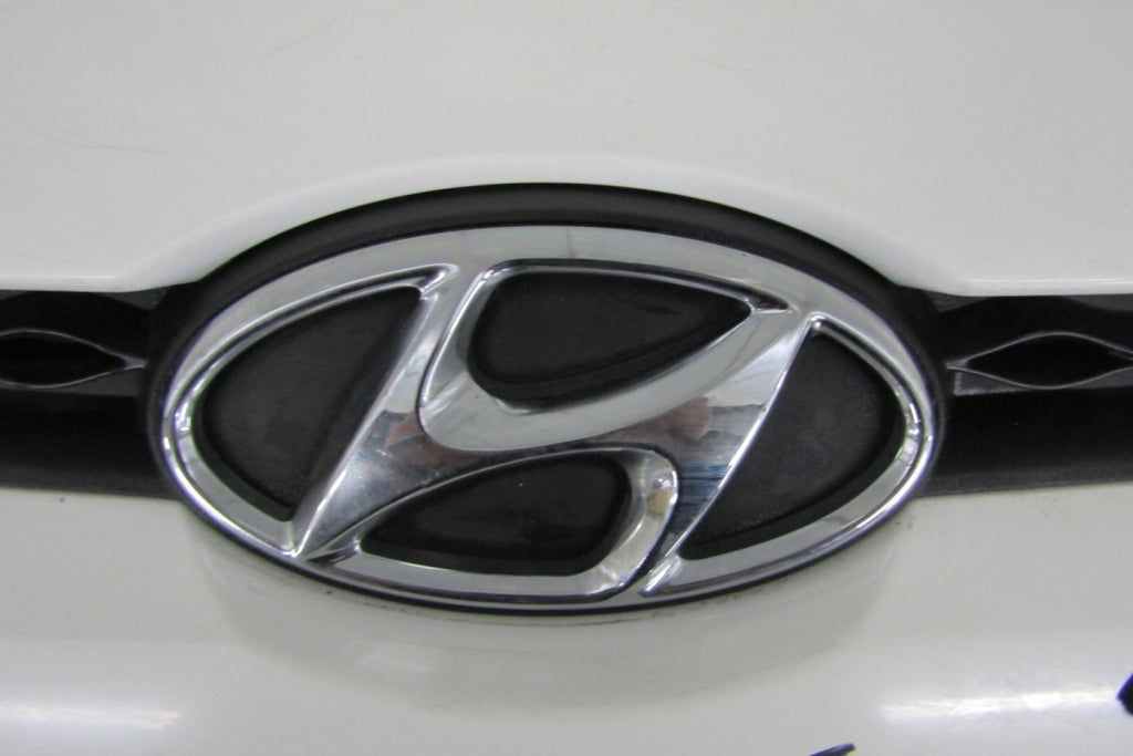 Prednji branik Hyundai i10 II 2 13-16