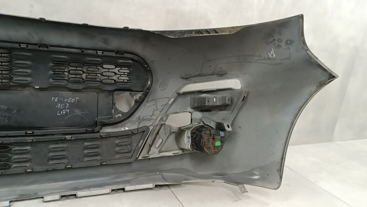 Prednji branik Peugeot 107 II Lift 12-14 / + halogeny