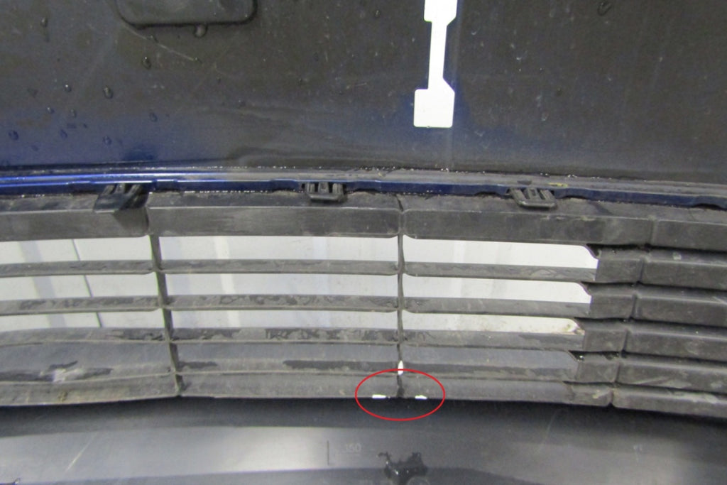 Prednji branik Toyota Yaris Cross 21-