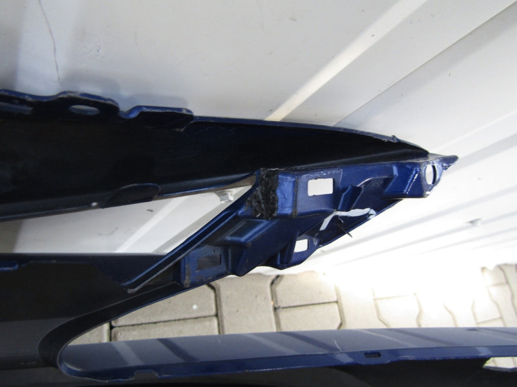 Prednji branik Toyota Camry 8 VIII 17-