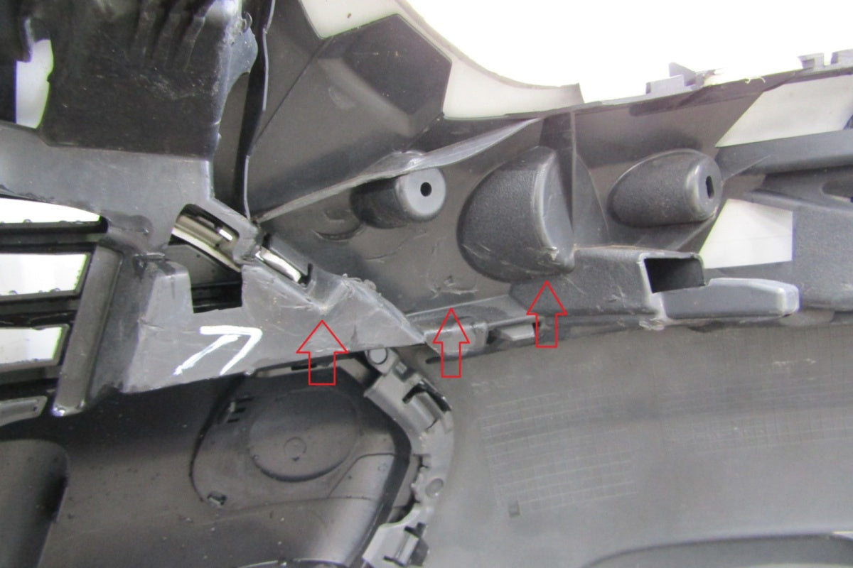 Prednji branik Ford Transit Connect 2 II 13-17