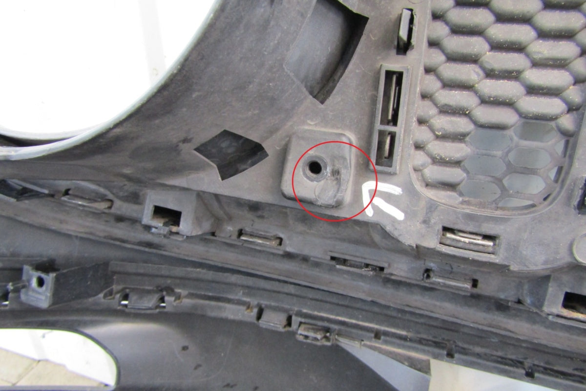 Prednji branik Jeep Renegade Trailhawk 14-