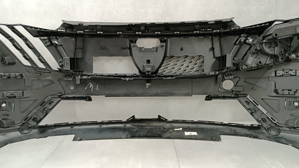 Prednji branik Peugeot 5008 3008 III E-5008 E-3008 23- / + 1x DRL