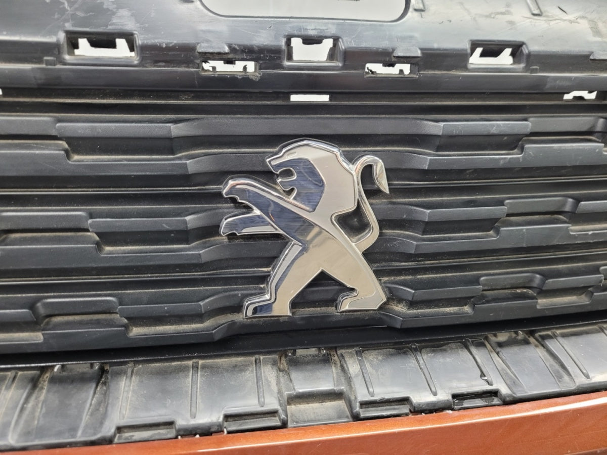 Prednji branik Peugeot Rifter III 3 18-