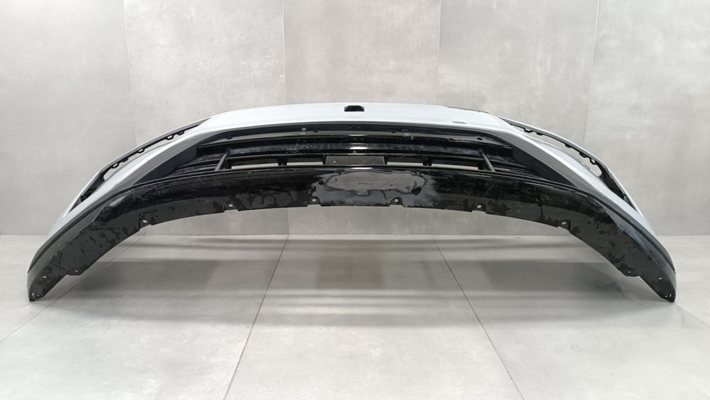 Prednji branik Polestar 4 IV 23-