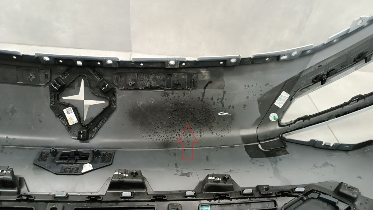 Prednji branik Polestar 4 IV 23-
