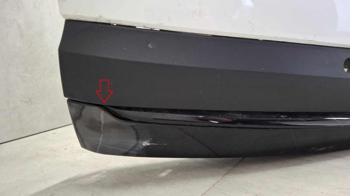 Prednji branik Polestar 4 IV 23-