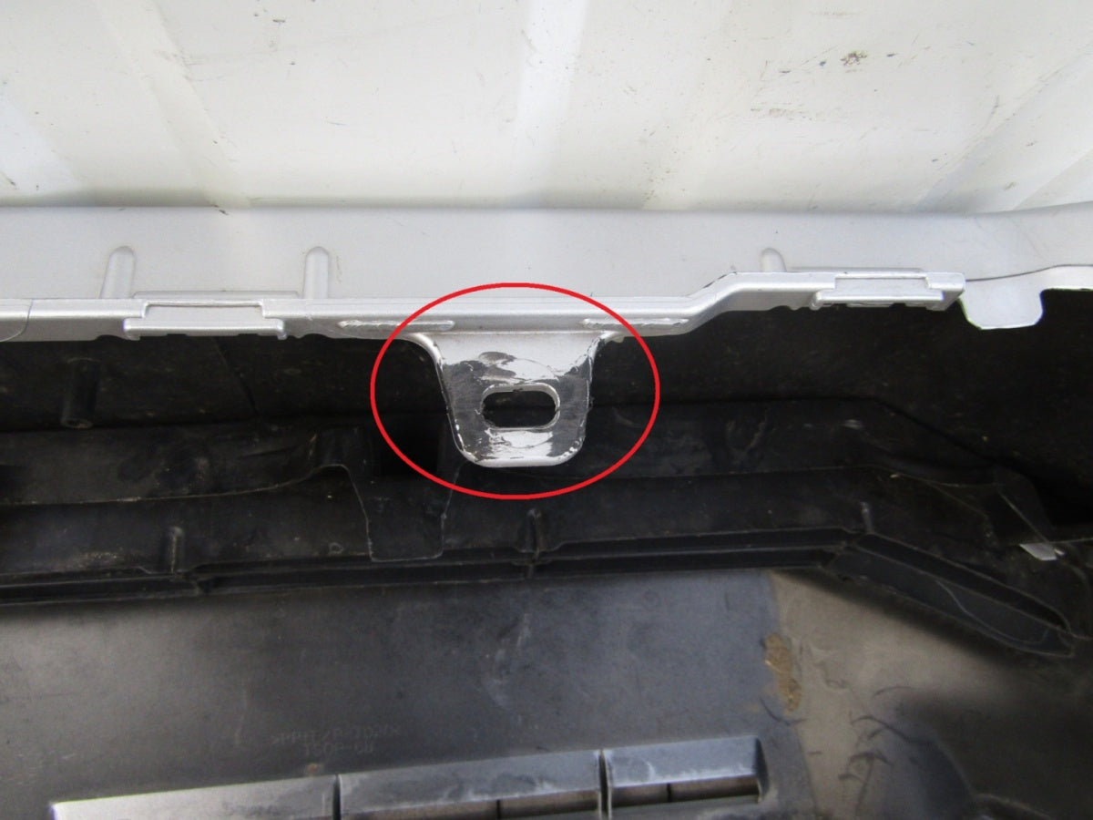 Prednji branik Toyota Land Cruiser J150 Lift 18-