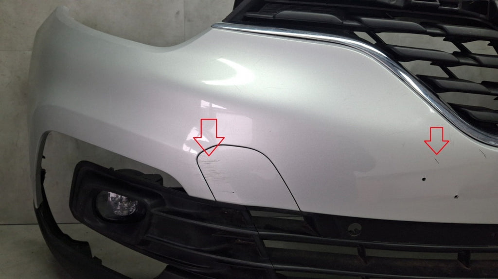 Prednji branik Renault Captur I Lift 17-19 / + LEDy