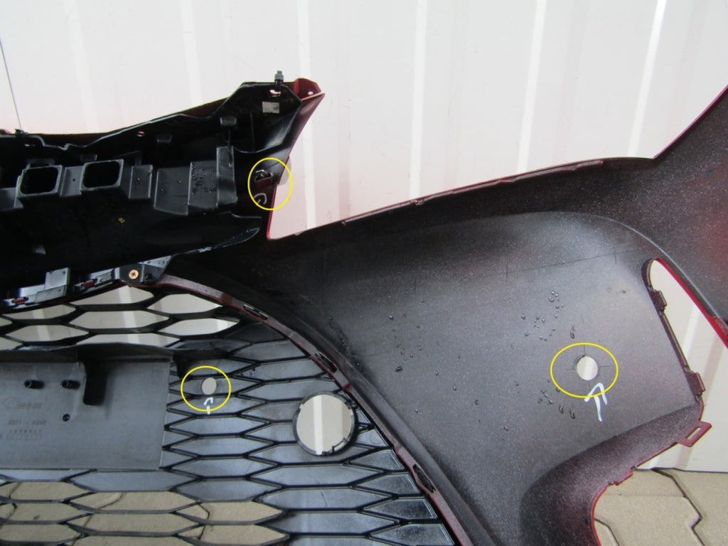 Prednji branik Toyota Yaris 3 III Lift 17-
