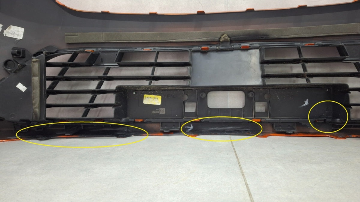 Prednji branik Renault Clio 5 V LIFT 23- / + ślizgi
