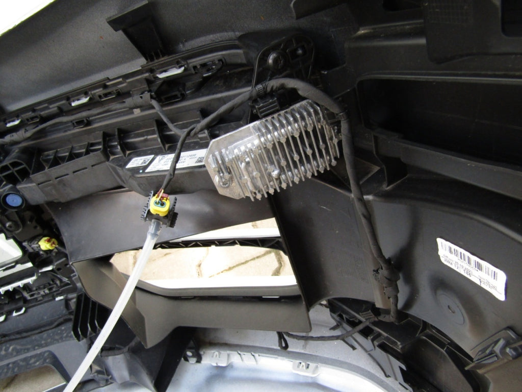 Prednji branik Porsche Cayenne Sport Design 9Y0 Lift 23-