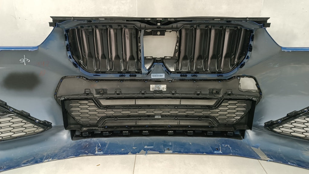 Prednji branik BMW X1 U11 M paket 22-