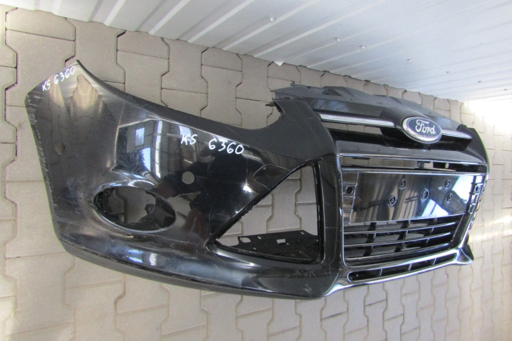 Prednji branik Ford Focus Mk3 III 10-14 (Podłoga)