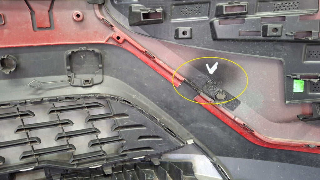Prednji branik SKODA Elroq 25- / + osłona