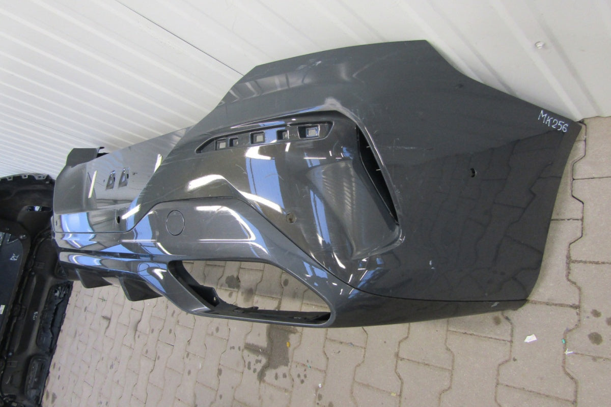 Zadnji branik BMW 8 G16 M paket 18-