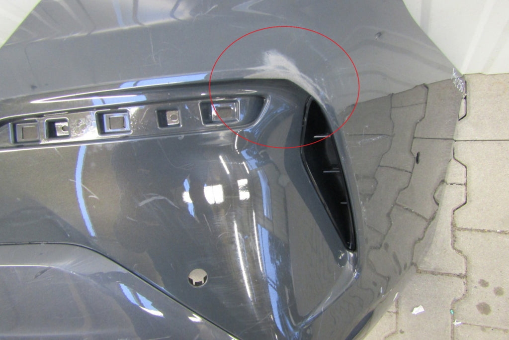 Zadnji branik BMW 8 G16 M paket 18-
