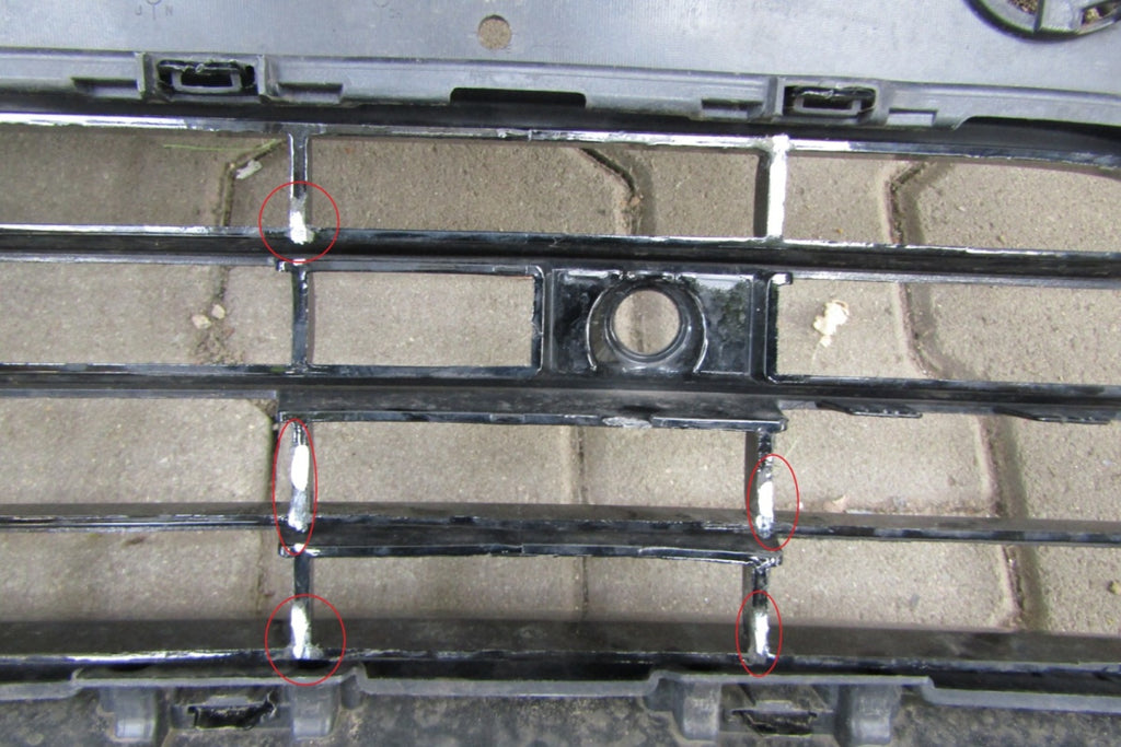 Prednji branik VW New Beetle 5C5 R Line Lift 16-