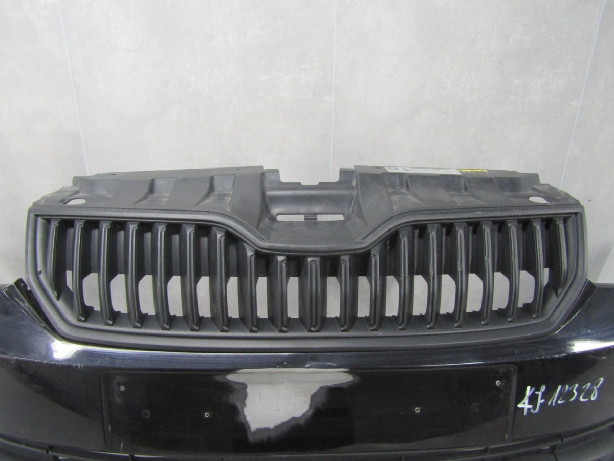 Prednji branik Skoda Fabia 3 III 6V0 14-18 / PŁYTA