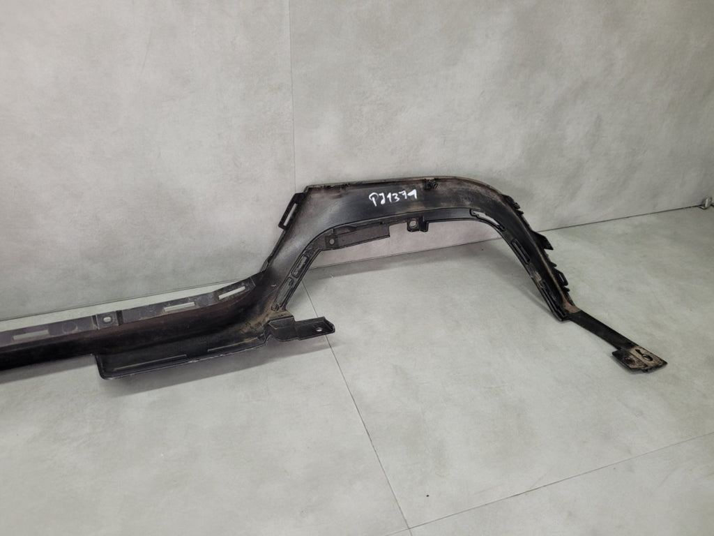 Spojler dokłądka dyfuzor zderzaka zadnji Infiniti Q30 Q 30 QX30 15-