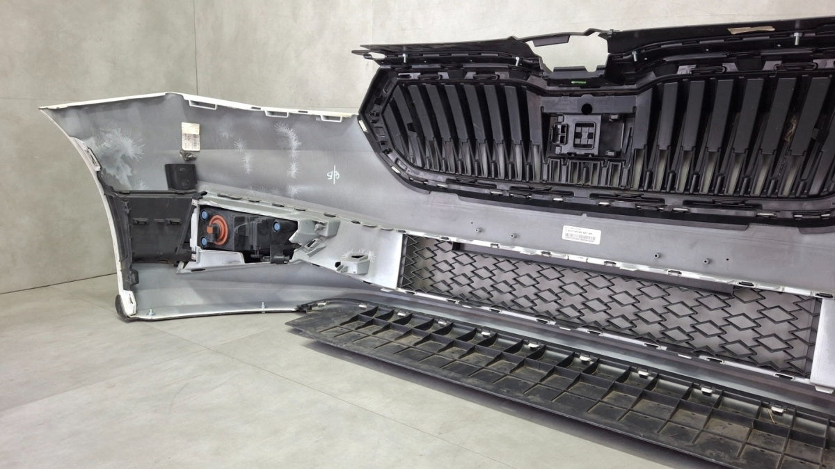 Prednji branik Skoda Fabia IV 4 Monte Carlo 6VA 21- / + halogeny