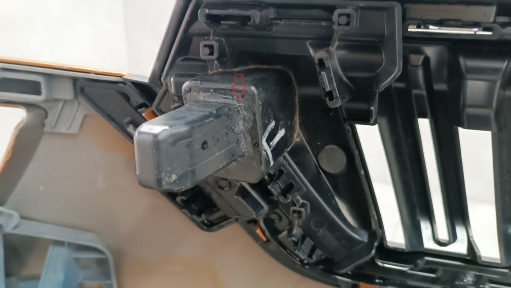 Prednji branik Skoda Kamiq 658 19-23