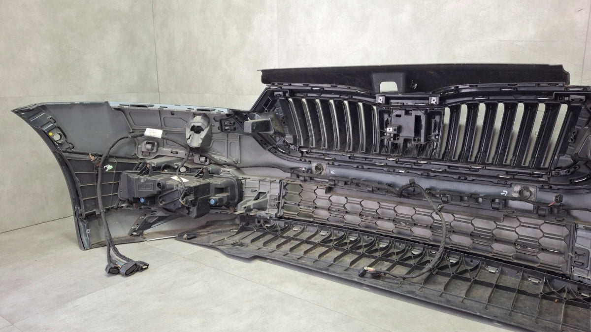 Prednji branik Skoda Octavia 4 IV SCOUT 5E3 19-