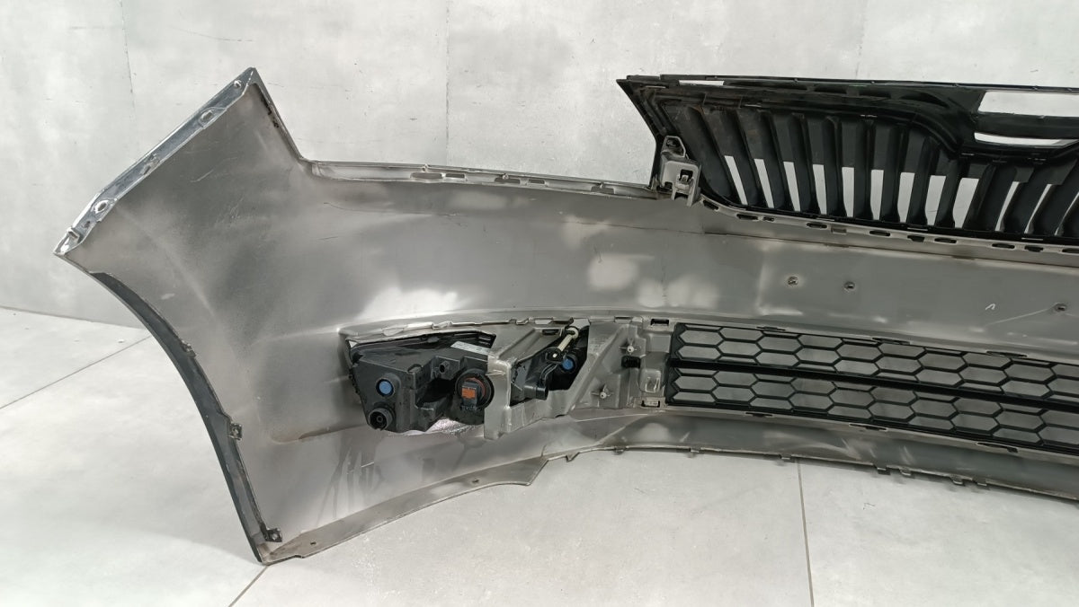 Prednji branik Skoda Rapid 5JA 12-17 /+ Halogeny