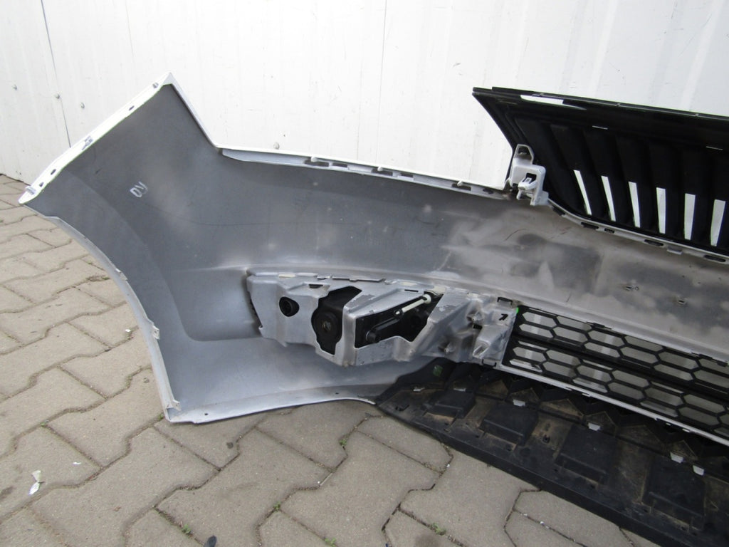 Prednji branik Skoda Rapid 5JA 12-17