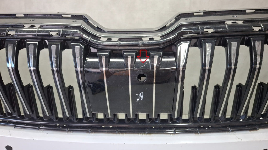 Prednji branik Skoda Superb 4 IV 24- / + Radary + PDC