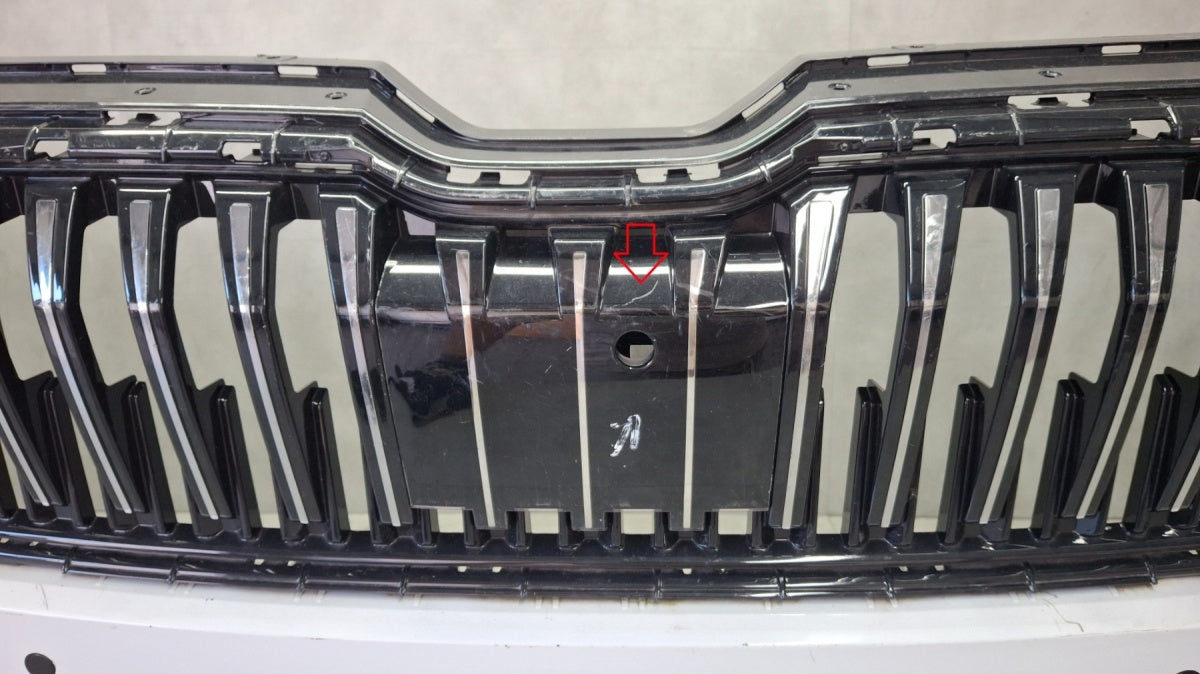 Prednji branik Skoda Superb 4 IV 24- / + Radary + PDC