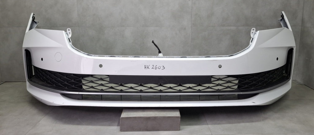Prednji branik Skoda Superb 4 IV 24- / + wiązka