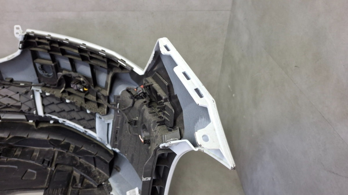 Prednji branik Skoda Superb 4 IV Sportline 24- / 6PDC + wiązka