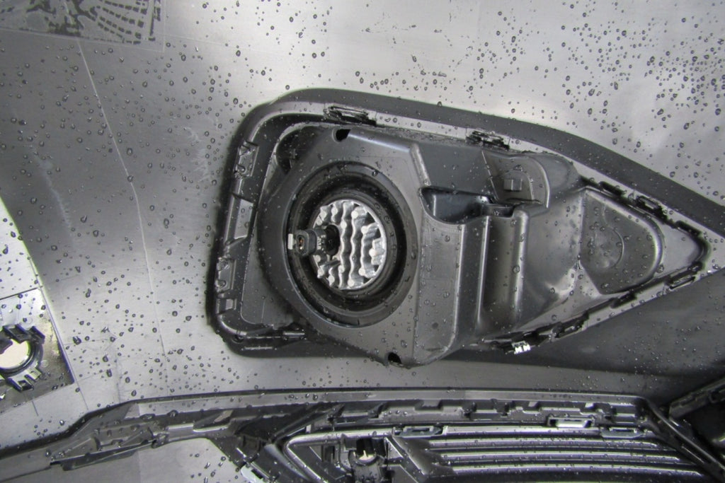 Prednji branik Seat Tarraco 5FJ 18-