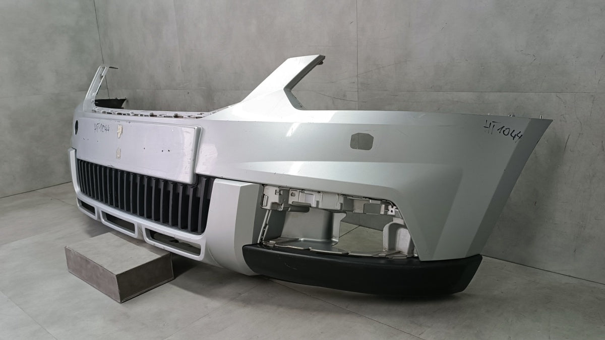 Prednji branik Skoda Yeti 5L0 Outdoor Lift 13-17