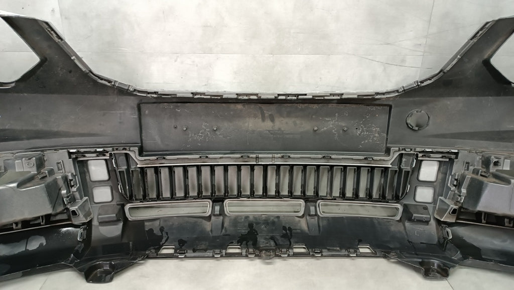 Prednji branik Skoda Yeti 5L0 Outdoor Lift 13-17