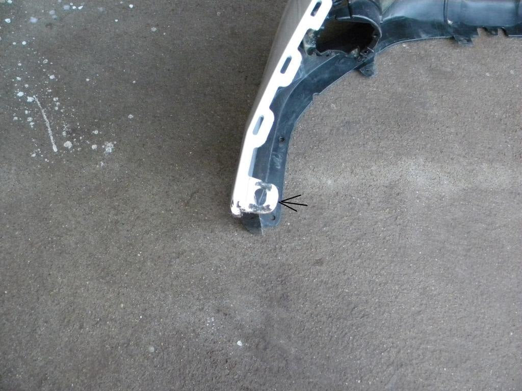 Prednji branik Subaru Outback 14-