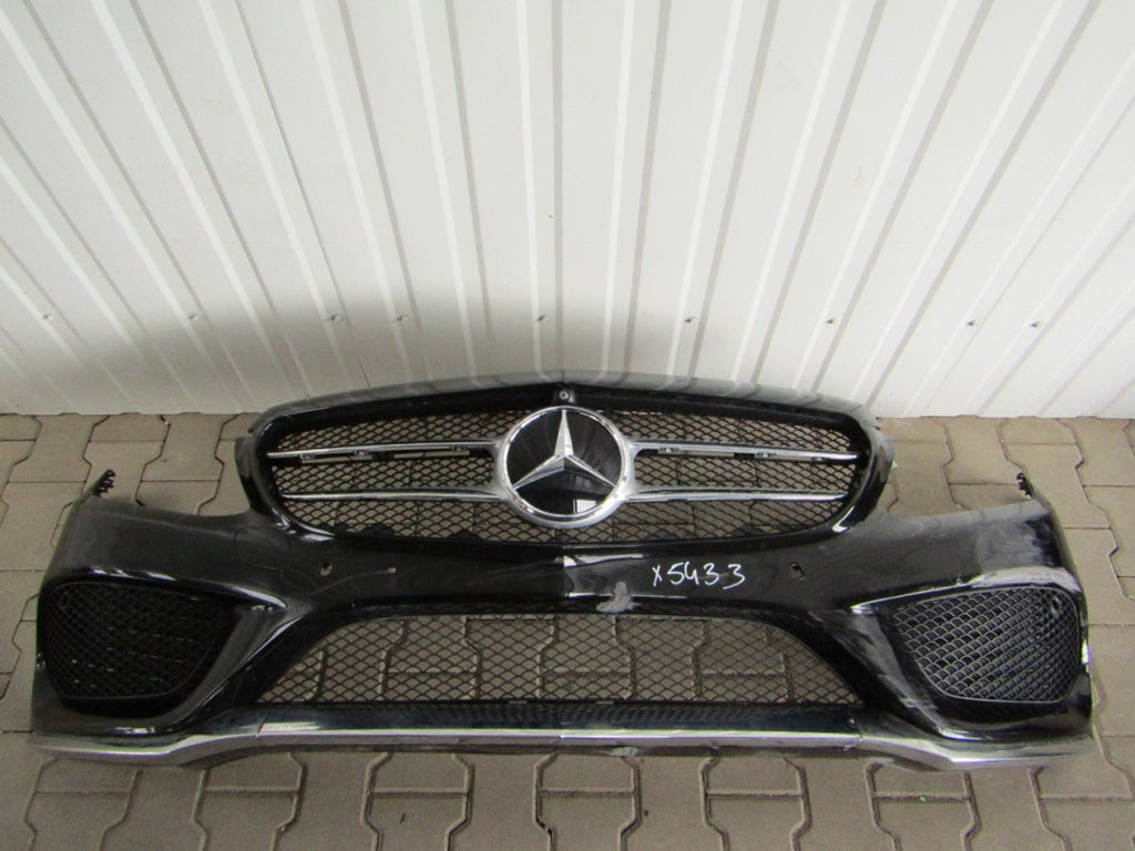 Prednji branik Mercedes C-klasa 205 AMG kamera