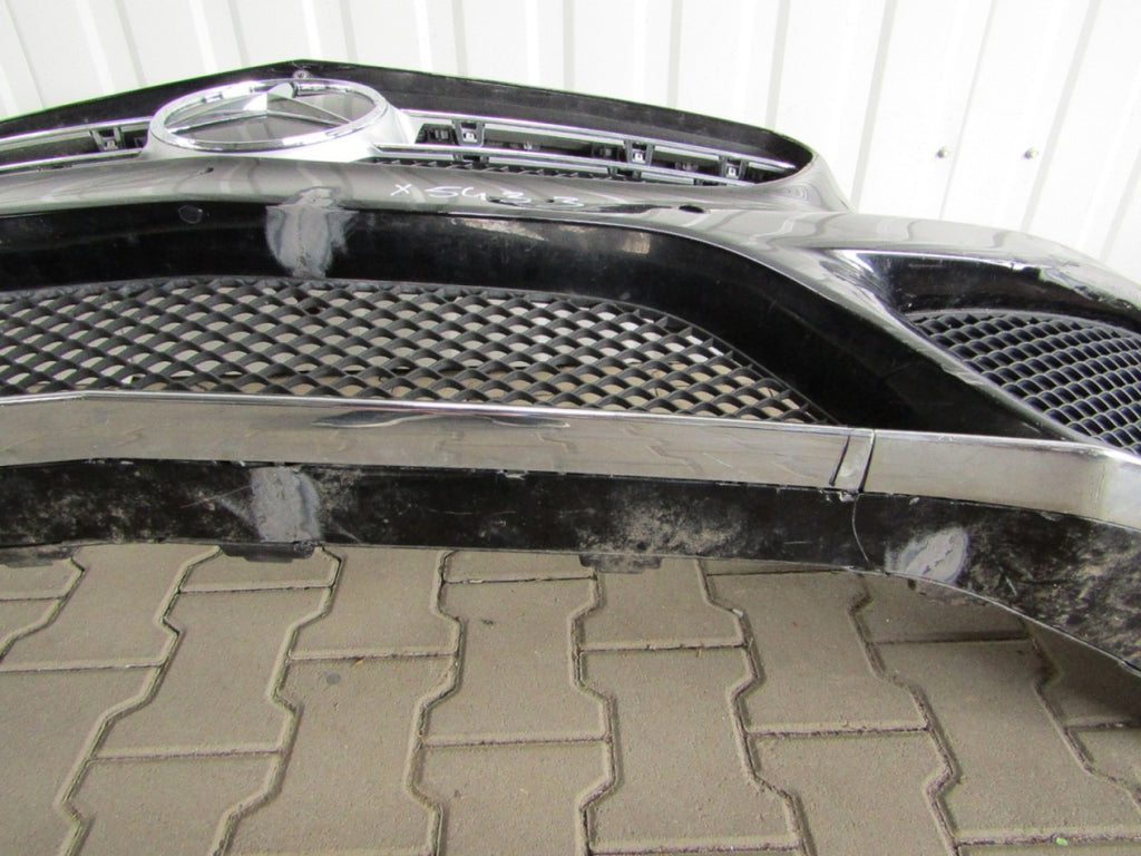 Prednji branik Mercedes C-klasa 205 AMG kamera