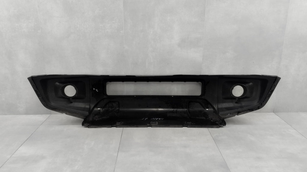 Prednji branik Suzuki Jimny 4 IV 18-