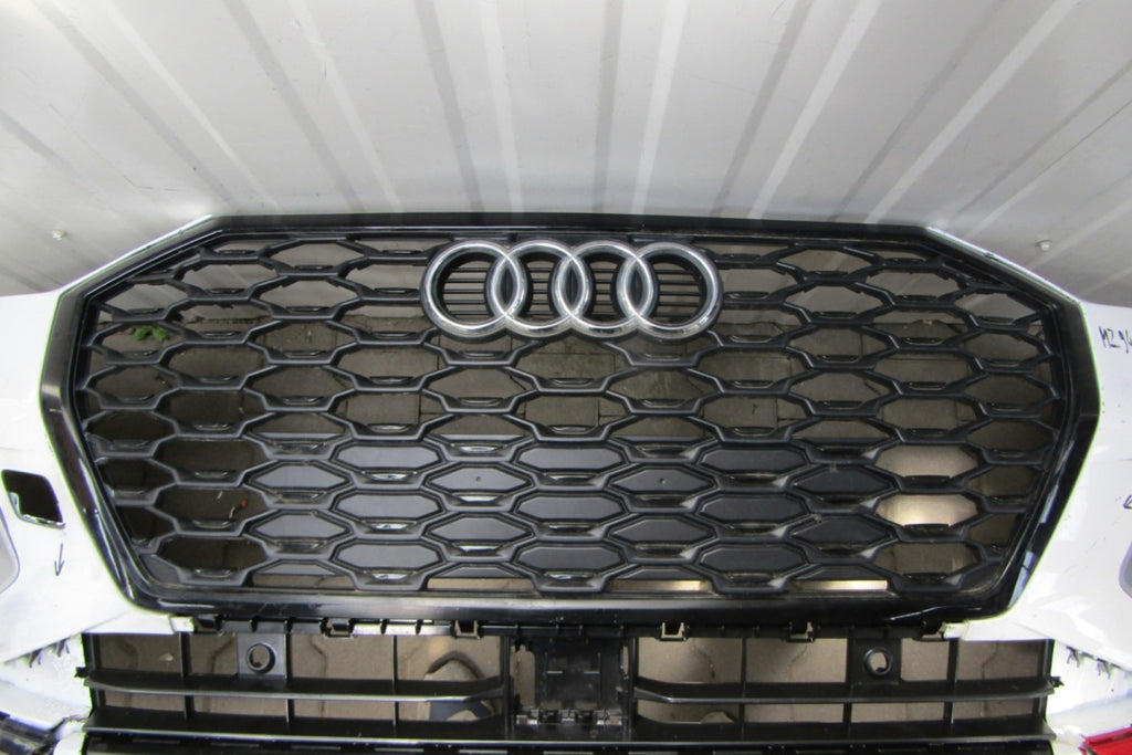 Prednji branik Audi Q3 83A 18-