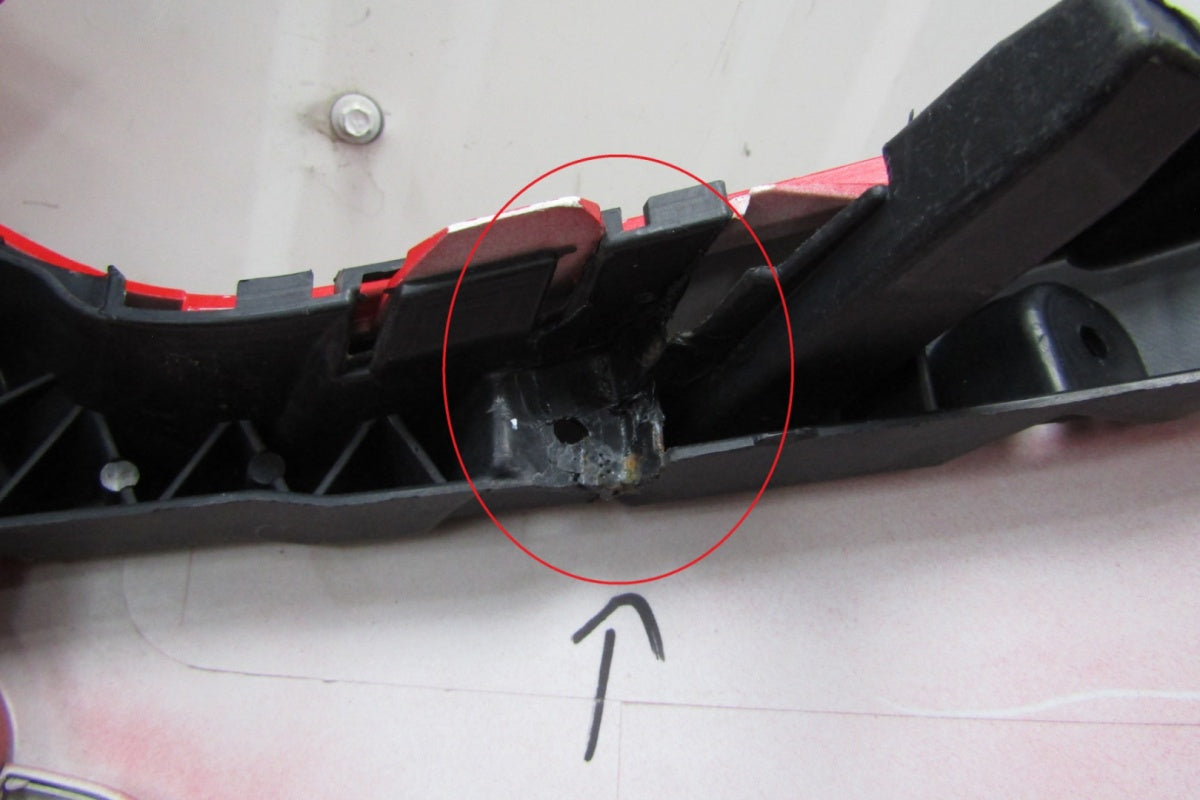 Prednji branik Ford Focus MK3 III Lift 14-18