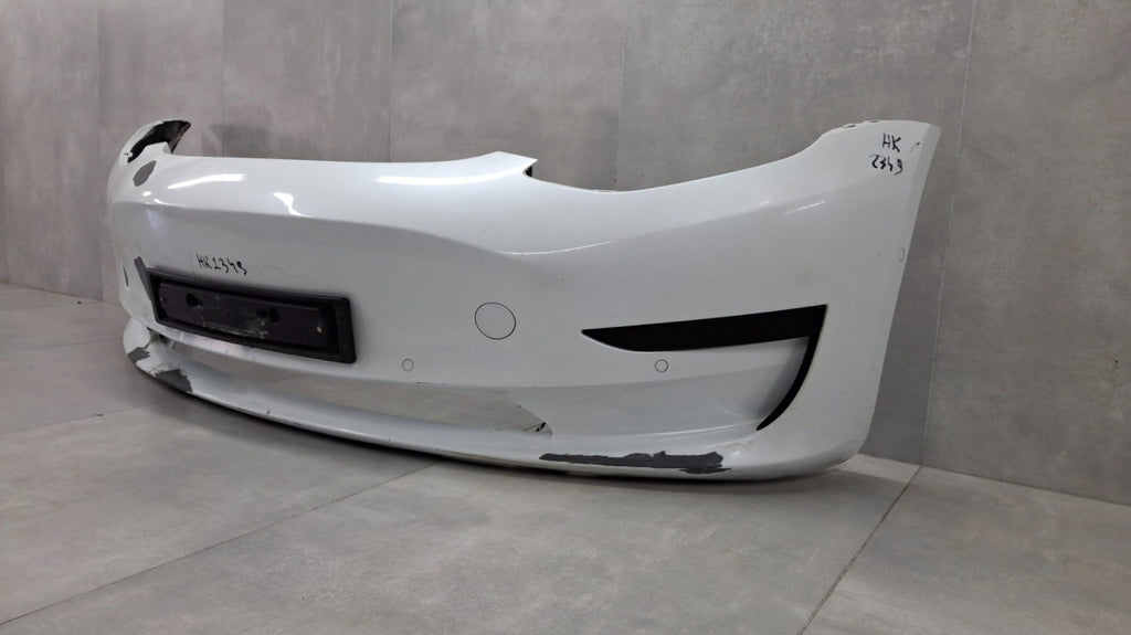 Prednji branik Tesla 3 III 17-23 / + 6 PDC + wiązka