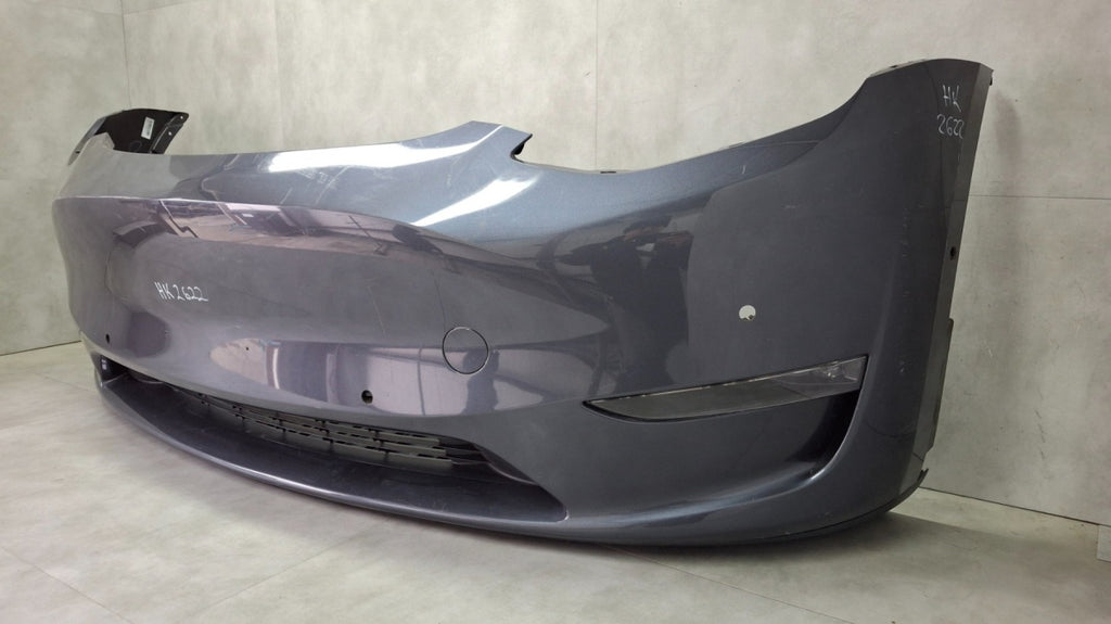 Prednji branik Tesla MODEL Y 20- / + osłona + 2 LEDy