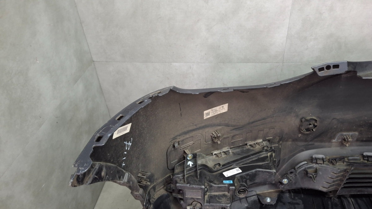Prednji branik Tesla MODEL Y 20- / + osłona + 2 LEDy