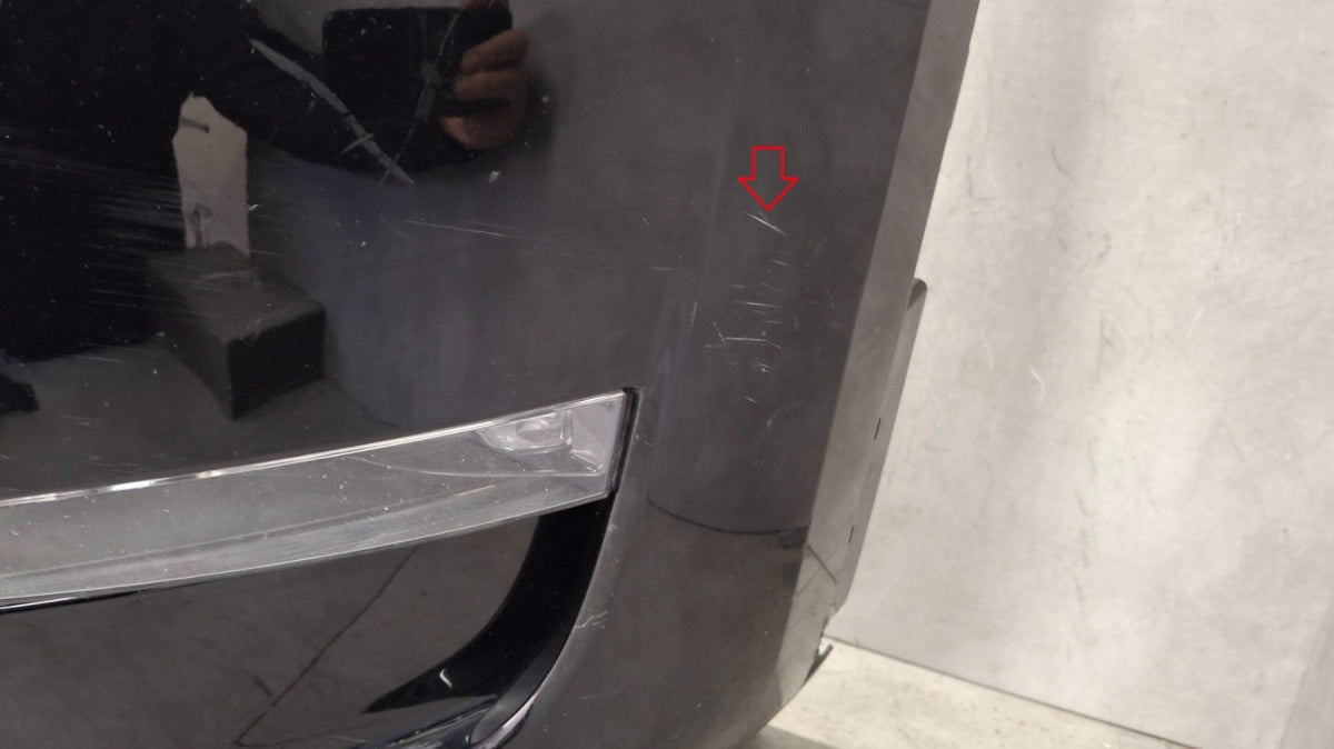 Prednji branik Tesla MODEL Y 20- / + osłona + 2 LEDy