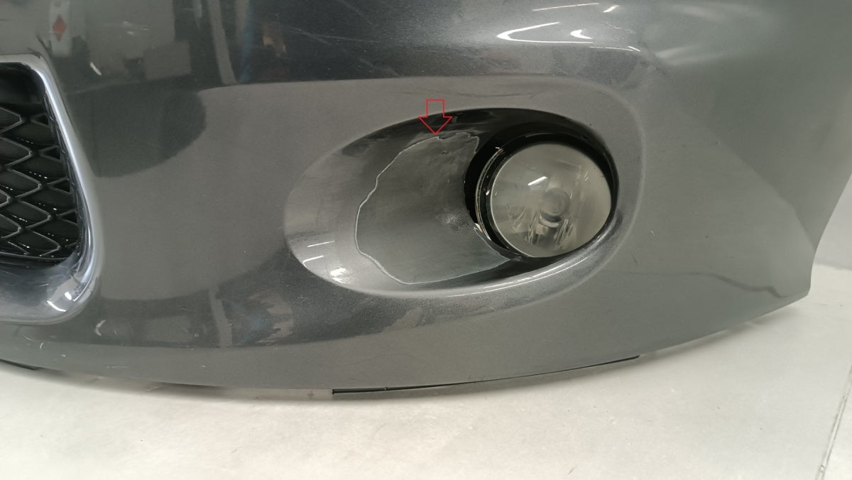 Prednji branik Toyota Auris 1 I Lift 09-13
