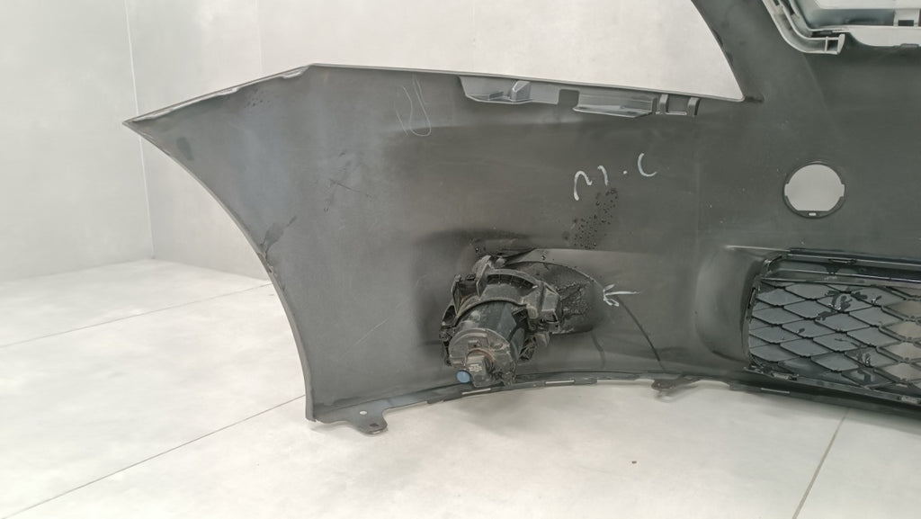 Prednji branik Toyota Auris 1 I Lift 09-13
