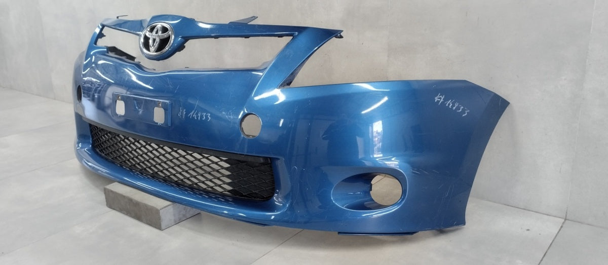 Prednji branik Toyota Auris 1 I Lift 09-13